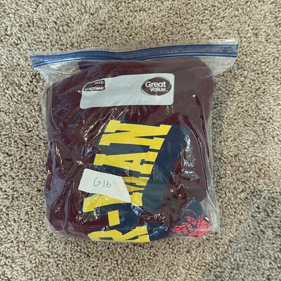 Marvel Comics Spider-Man Graphic Sweatshirt Burgundy Pullover Men's M - Picture 8 of 8